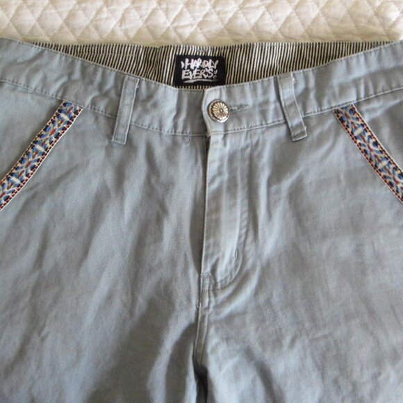 HARDLY EVERS Light Grayish Blue Embroidered Trim Pants Jeans Sz 29 - Picture 1 of 7